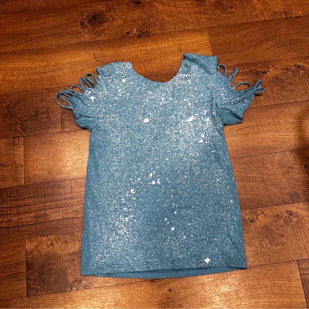 T-Shirt Bundle - Picture 9 of 9